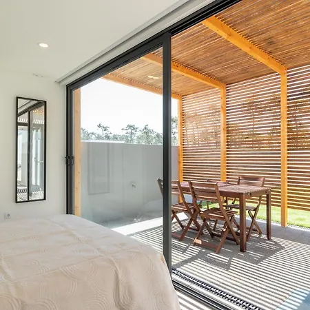 Another Side Guest house Ovar